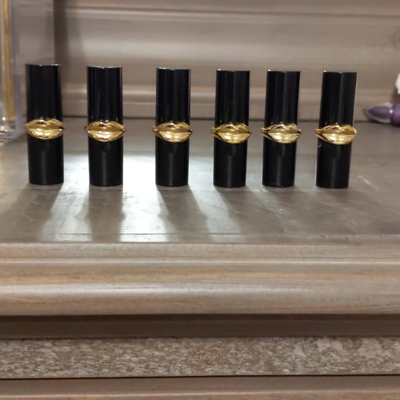 Mini Pat McGrath lipsticks - Picture 2 of 3